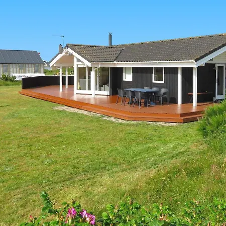 Дом отдыха Calm Holiday In Harboore With Sauna *