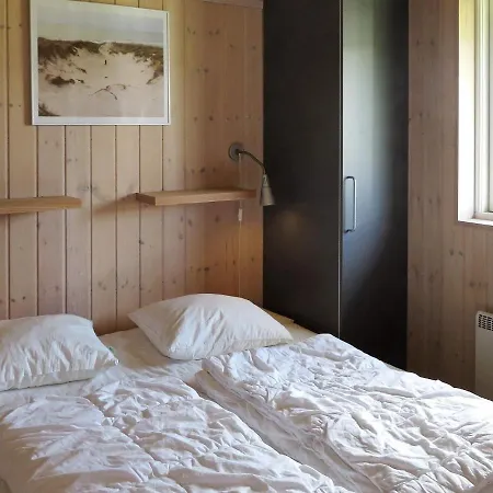 Дом отдыха Calm Holiday In Harboore With Sauna
