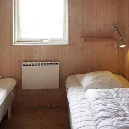 Дом отдыха Calm Holiday In Harboore With Sauna